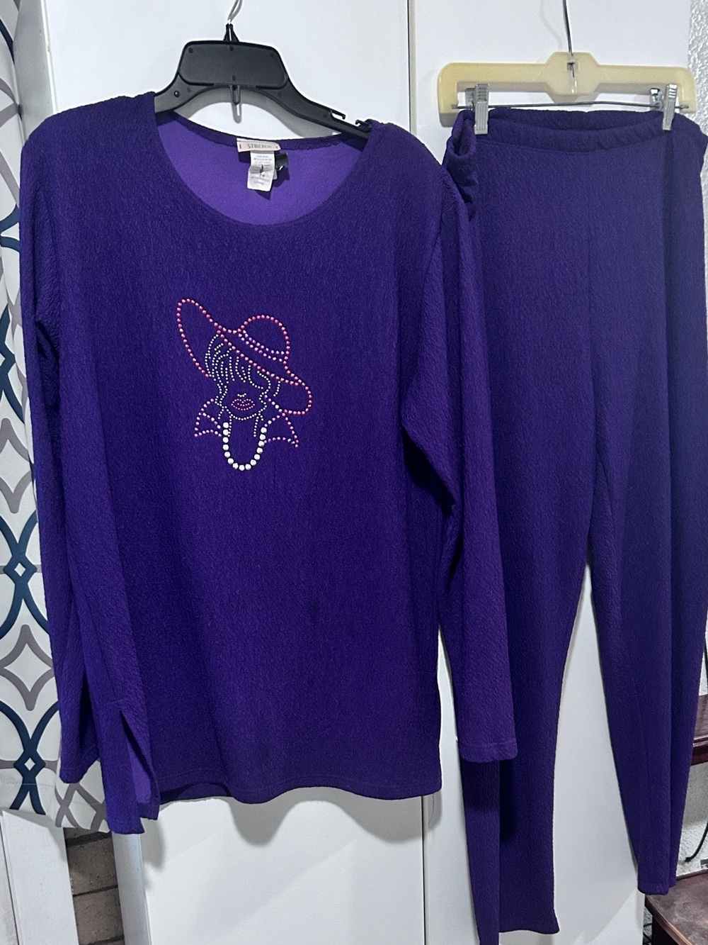 Purple Women's V-Neck Sweater with Embellished Hat Motif